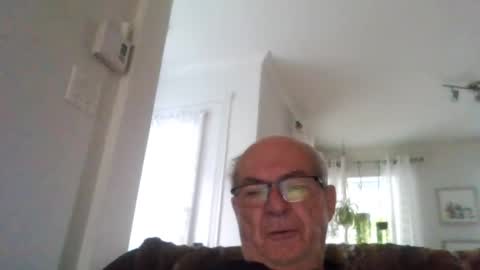 bernard1102 online show from June 30, 9:43 am