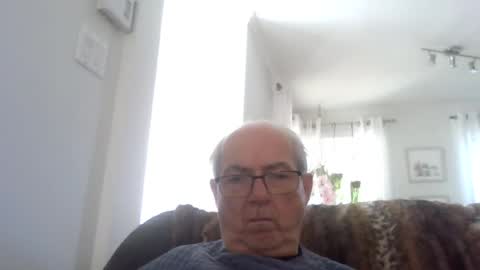 bernard1102 online show from July 11, 1:47 pm