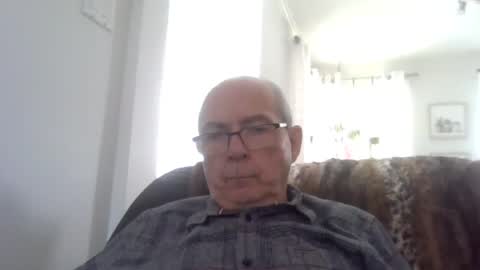 bernard1102 online show from July 19, 5:05 pm