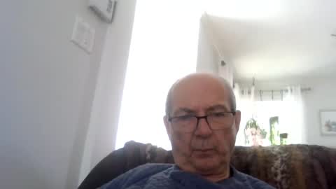 bernard1102 online show from August 1, 2:38 pm