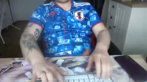 Snapshot of bernardo1904 chatting on May 14, 1:51 pm Bernardo online show from May 14, 1:51 pm