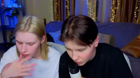 Your sweet Tara and Eva online show from January 11, 11:15 am