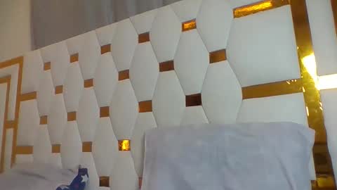 berryl online show from December 19, 7:10 pm