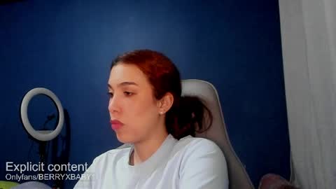 Snapshot of berryxberry chatting on April 10, 1:00 am berryxbaby online show from April 10, 1:00 am