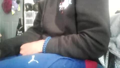 ToxicPipe757 online show from November 19, 1:44 pm