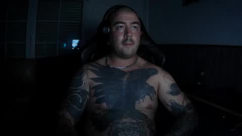Snapshot of berto3389 chatting on July 7, 12:35 am berto3389 online show from July 7, 12:35 am