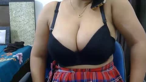 Snapshot of best_fun_here79 chatting on June 27, 12:22 pm best_fun_here79 online show from June 27, 12:22 pm