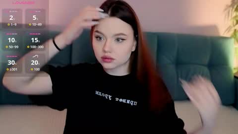 Snapshot of best_trip chatting on September 15, 8:25 am Danny and Kira online show from September 15, 8:25 am