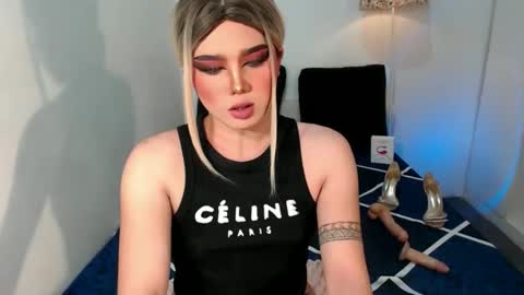 bestgirljulia online show from November 2, 11:07 pm