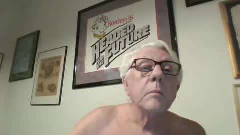 bestshot1951 online show from February 4, 11:59 pm