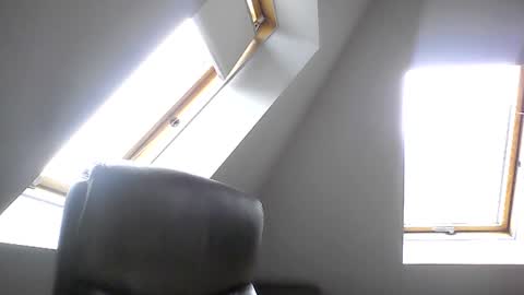 bestworld_ online show from December 4, 9:40 am