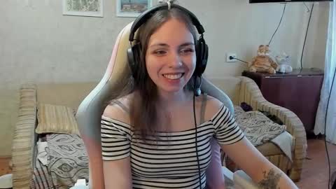 bethany_tease online show from February 22, 12:04 pm