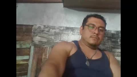 Snapshot of beto471292 chatting on December 14, 11:53 pm beto471292 online show from December 14, 11:53 pm