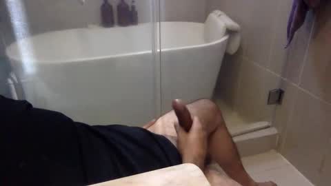 Snapshot of betoooox chatting on March 9, 2:32 pm Virtual Gentleman online show from March 9, 2:32 pm