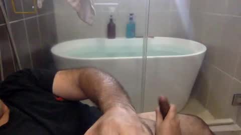 Snapshot of betoooox chatting on October 20, 12:27 pm Virtual Gentleman online show from October 20, 12:27 pm