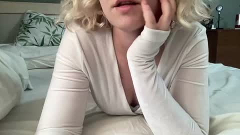 Bette online show from July 16, 8:42 am