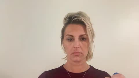 Snapshot of betterconvobesttime chatting on November 27, 6:15 am Best Time and Even better Convo online show from November 27, 6:15 am