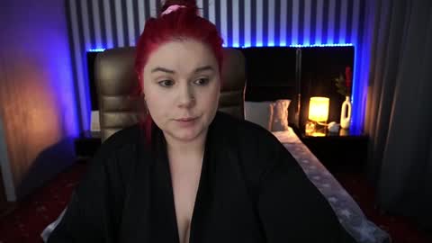 Snapshot of betttydark chatting on February 1, 8:16 pm betttydark online show from February 1, 8:16 pm