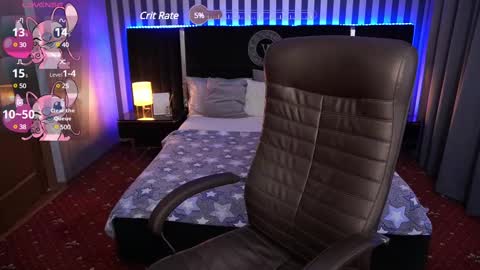 Snapshot of betttydark chatting on March 8, 10:13 pm betttydark online show from March 8, 10:13 pm