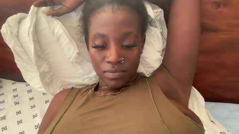 Snapshot of betty_fire_ chatting on July 1, 12:07 pm Adah online show from July 1, 12:07 pm