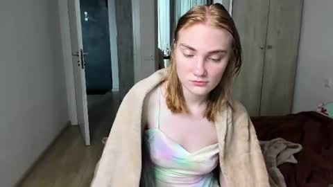 Dory make me happier online show from July 21, 3:09 am