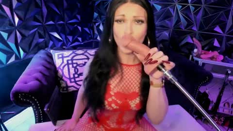 NatashaxoBangs online show from September 28, 10:59 pm