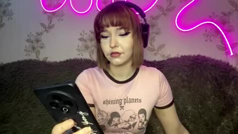 Tessa online show from April 26, 4:37 pm