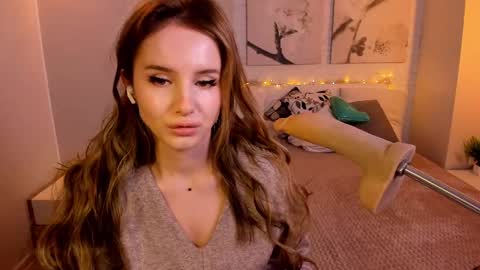 Snapshot of bettyrouse chatting on February 12, 1:19 am Betty online show from February 12, 1:19 am