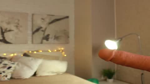 Snapshot of bettyrouse chatting on February 22, 9:37 pm Betty online show from February 22, 9:37 pm