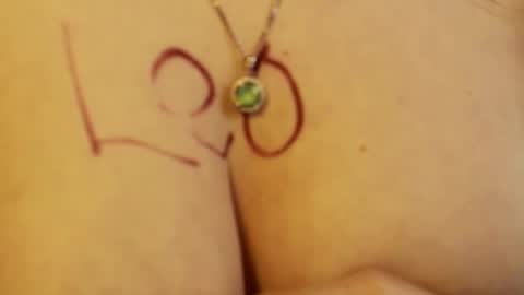 Snapshot of bettyrouse chatting on March 5, 12:27 am Betty online show from March 5, 12:27 am