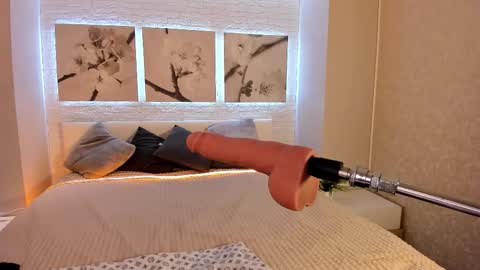 Snapshot of bettyrouse chatting on November 21, 8:18 pm Betty online show from November 21, 8:18 pm