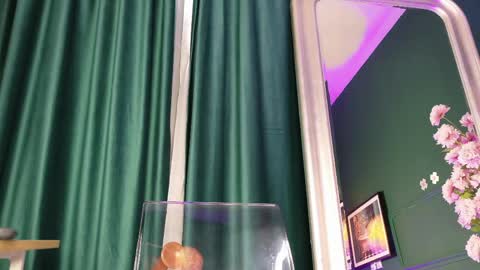 Snapshot of bettyvelvet chatting on April 17, 5:32 am Betty online show from April 17, 5:32 am