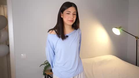 Emily online show from October 20, 3:34 pm