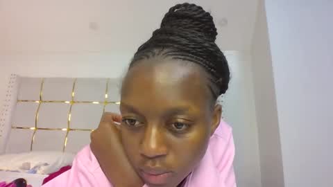 Snapshot of beverlyne5 chatting on November 25, 7:03 pm beverly online show from November 25, 7:03 pm