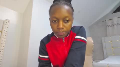 Snapshot of beverlyne5 chatting on November 29, 7:06 pm beverly online show from November 29, 7:06 pm