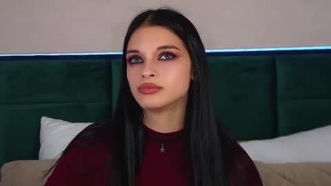 Snapshot of beverlyyork chatting on November 7, 7:41 am Beverly online show from November 7, 7:41 am