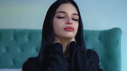 Beverly online show from February 4, 7:09 pm