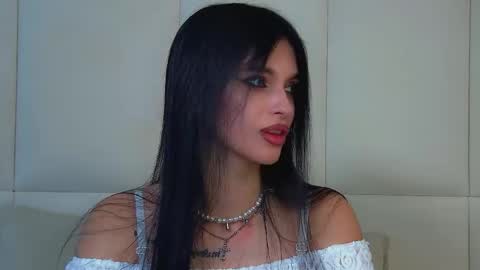 Snapshot of beverlyyork chatting on May 27, 2:08 am Beverly online show from May 27, 2:08 am