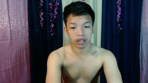 Snapshot of bexyourxman chatting on February 5, 2:19 am Adrian online show from February 5, 2:19 am