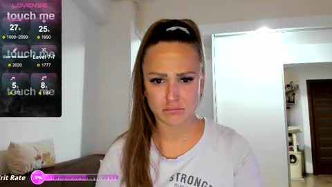 Snapshot of beyoncedoll chatting on September 17, 5:47 pm BeyonceDoll Twitter DollBeyonce online show from September 17, 5:47 pm