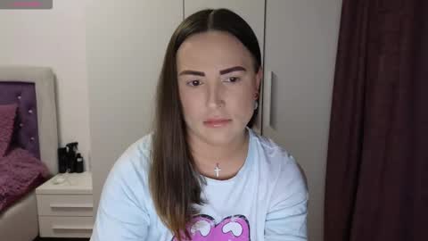   BeyonceDoll       Twitter DollBeyonce    online show from March 7, 6:49 pm