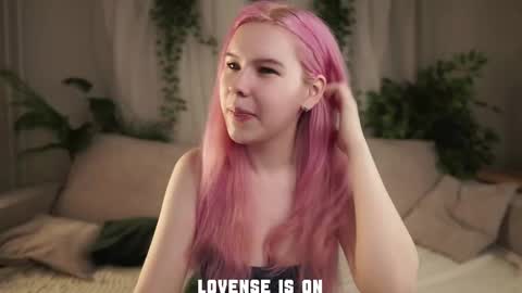 Snapshot of bezuya chatting on November 27, 1:29 am Eliz online show from November 27, 1:29 am