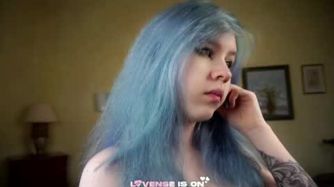Eliz online show from May 23, 2:39 am