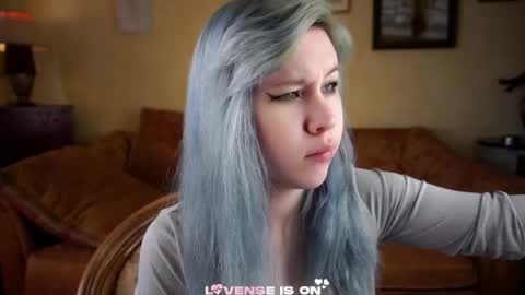 Eliz online show from June 3, 2:36 am