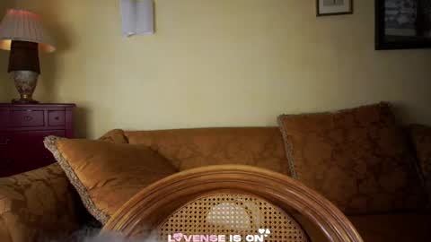 Eliz online show from June 25, 2:33 am
