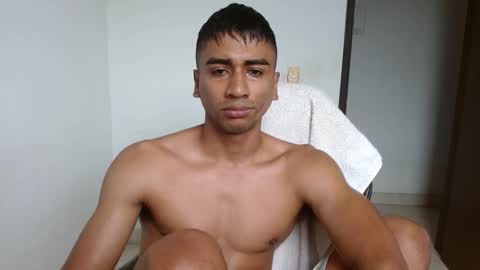 Snapshot of bfernando_05 chatting on November 10, 8:52 pm BAYRON online show from November 10, 8:52 pm