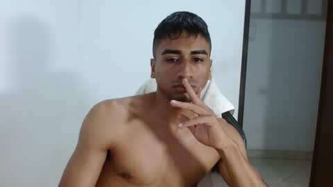 Snapshot of bfernando_05 chatting on November 11, 11:38 pm BAYRON online show from November 11, 11:38 pm