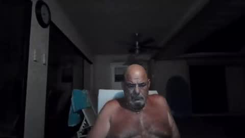Snapshot of bgbelch chatting on July 30, 2:43 am bgbelch online show from July 30, 2:43 am