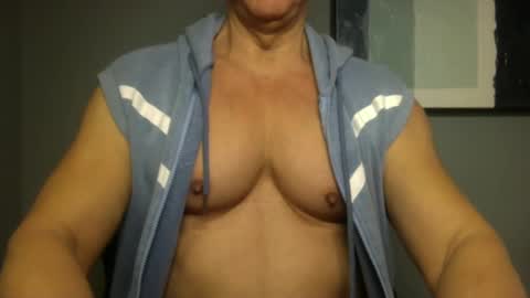 BGDKMUSCLEGUY - SELECTED BY CHATURBATE AS A TOP BROADCASTER FOR 2023 online show from January 15, 4:43 pm