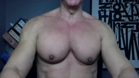 Snapshot of bgdkmuscleguy chatting on May 20, 6:03 pm BGDKMUSCLEGUY - SELECTED BY CHATURBATE AS A TOP BROADCASTER FOR 2023 online show from May 20, 6:03 pm